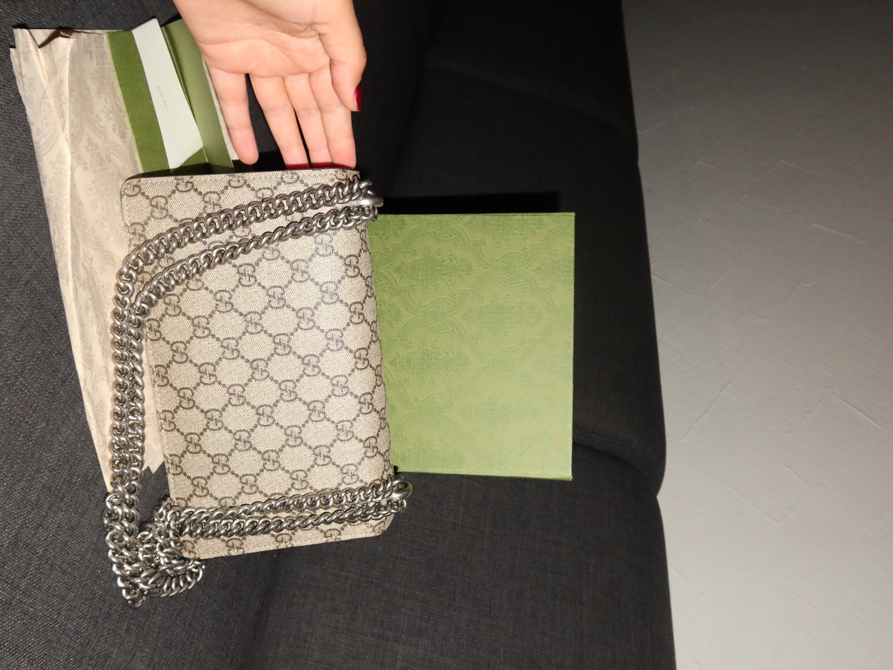 Gucci Taschen für Damen: Dionysus Schultertasche – Gebraucht aus Reinach AG von ffi_9b79 3