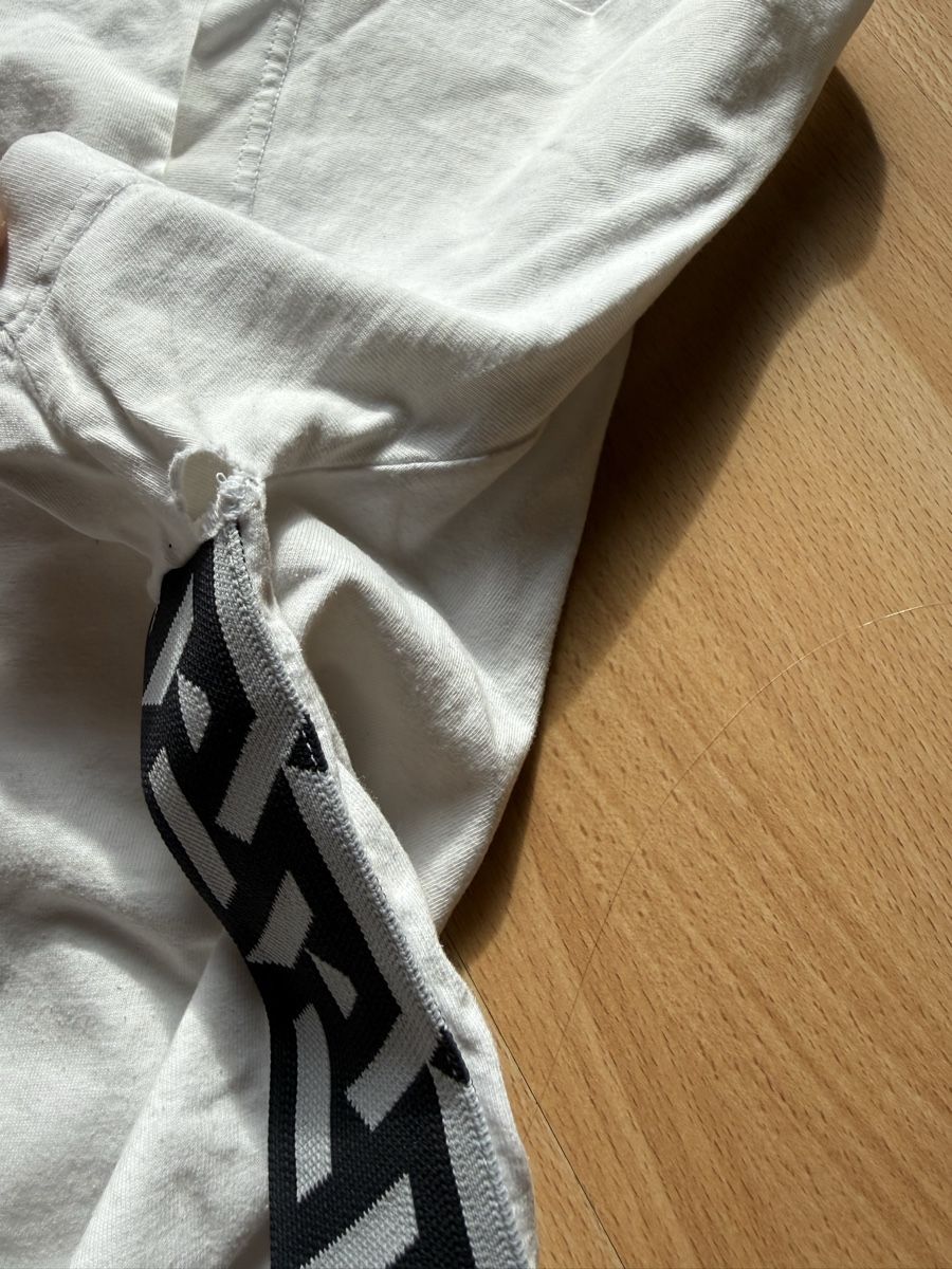 Versace T-shirt: Versace T-shirt – Usato da Riehen venduto da dku_s9gx 2