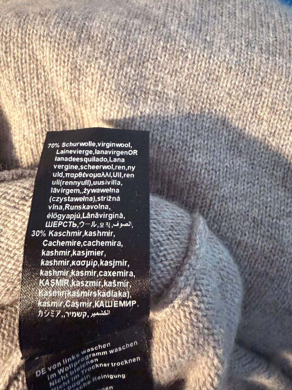 Falke Pullover & Sweatshirts: Warmer Falke Kaschmir-Wollpullover, Rollkragen, Grösse M – Gebraucht aus Flims Dorf von Specials 1