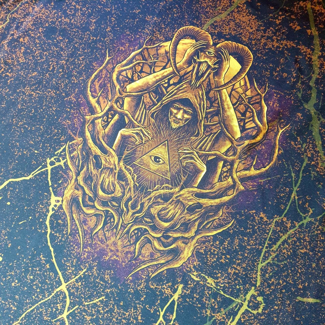Tessuti: Panel "Illuminati" French Terry 200 x 150 cm – Nuovo e nell'imballaggio originale da Wiesenberg venduto da mountain-merch 2