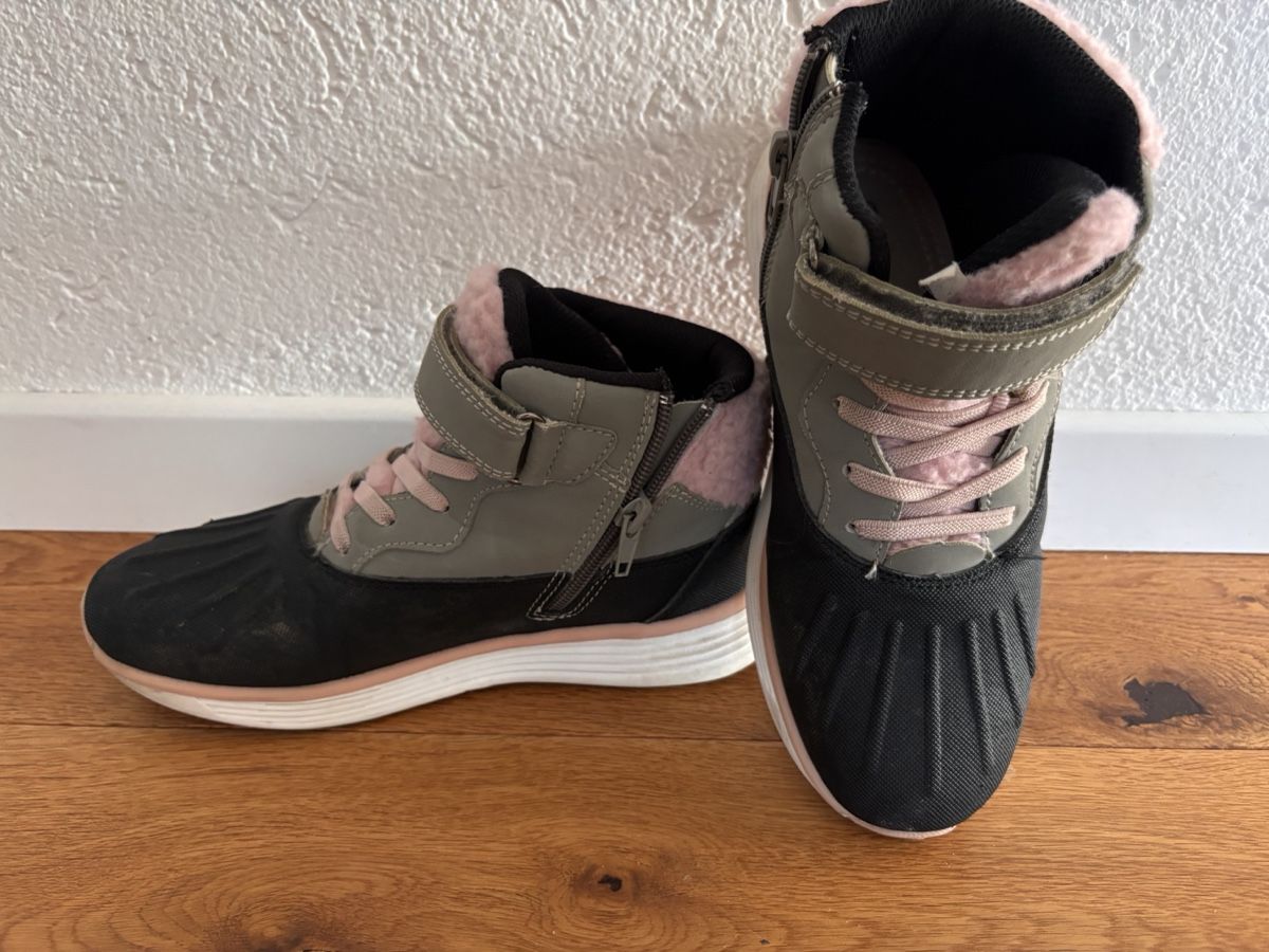 Primigi Chaussures garçon: Primigi Winterhalbhoch Schuh Grösse 34  – D'occasion à Hinterkappelen par andi2610