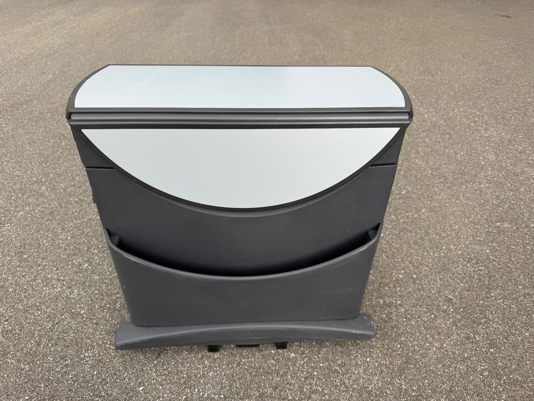 Mobilhome: Table / Tisch Technique Multivan Caravelle WW T5 500 – Nuovo (secondo la descrizione) da Frauenfeld venduto da Swisschri2 2
