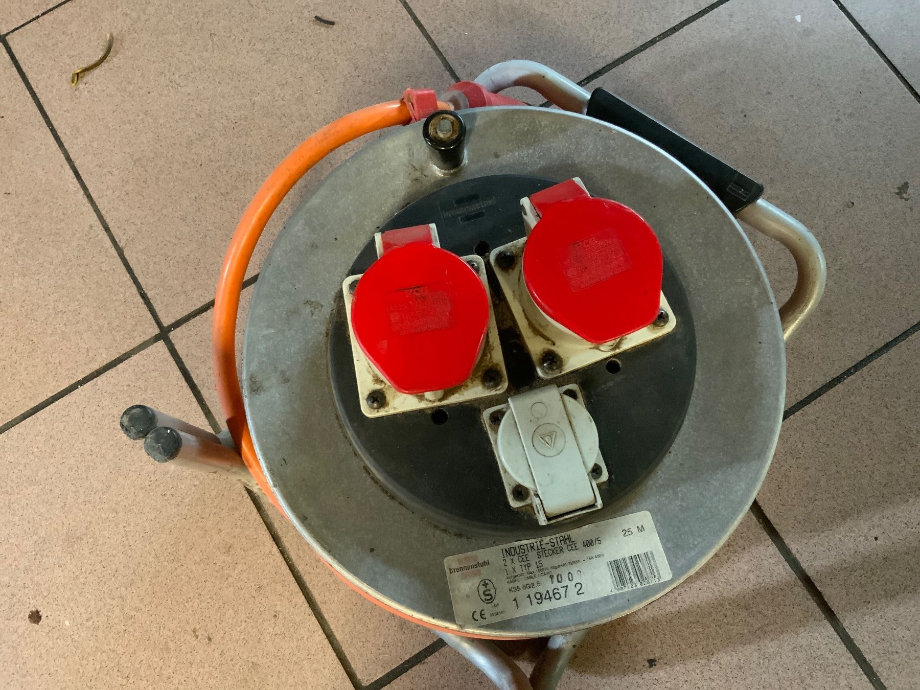 Kabel: Kabeltrommel – Gebraucht aus Wollerau von Maledino