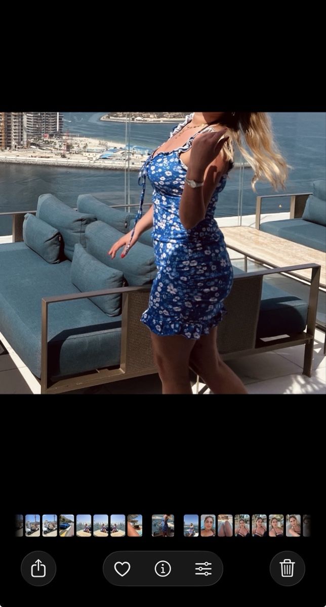 Vestiti: Kleid blau Blumenmuster Grösse L neu – Usato da Aarau venduto da die_qx9j