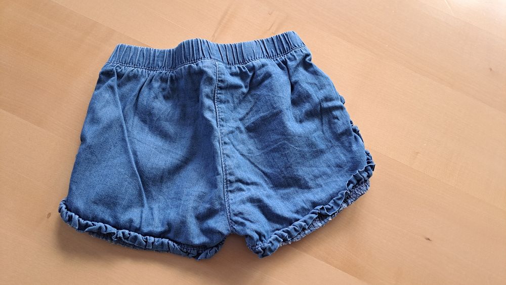 S.Oliver Pantaloni: S.Oliver Jeans Shorts, Gr. 86, Sommerhose / Jersey – Usato da Niedergampel venduto da Picas2ndHand 1