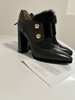 Bellissime scarpe con tacco largo