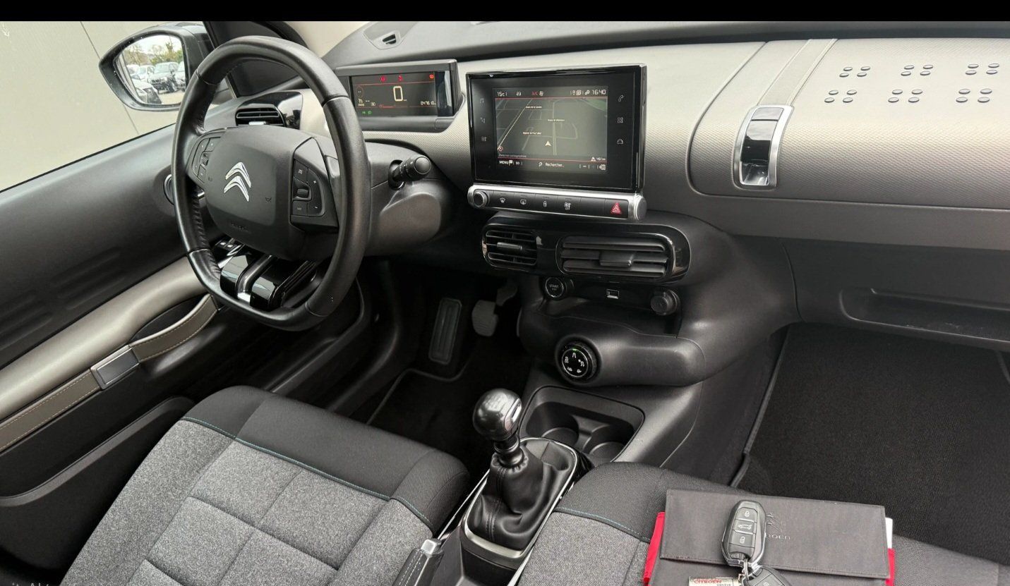 Citroën Autos: CITROEN C4 Cactus 1.2 Pure Tech Shine – Gebraucht aus Regensdorf von Meto87 9