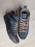 Chaussures grandeur 39 marque Salkin cuir et caoutchouc