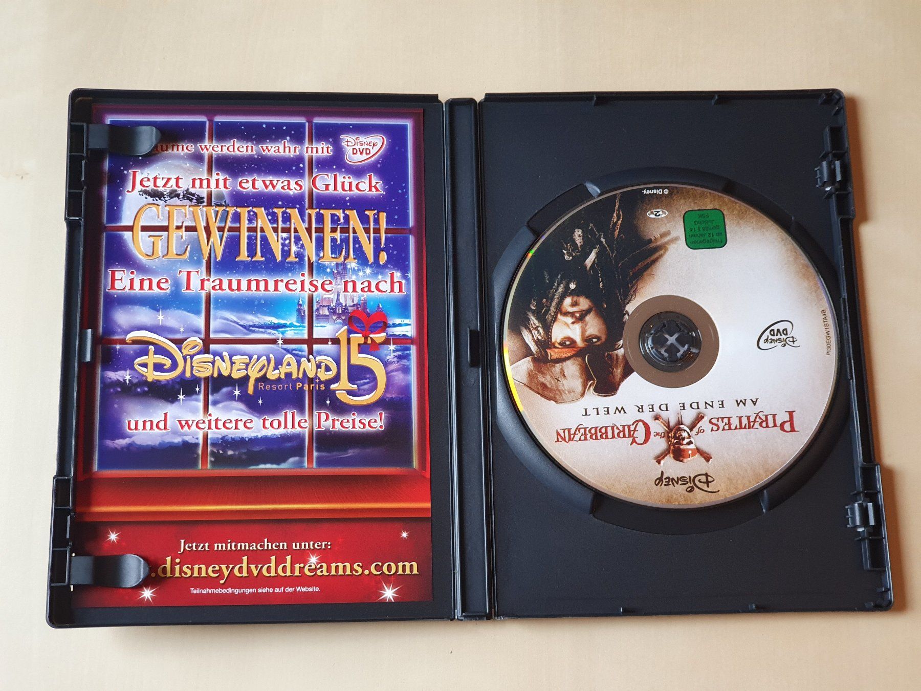 Tous les DVDs: Fluch der Karibik 3 – D'occasion à Stansstad par collectorsshop 2