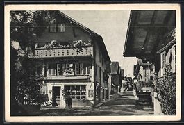 Brienz, Ortspartie mit Haus Sculptures e