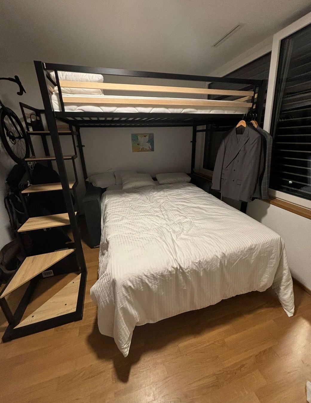Letti: Hochbett + Matratze Treppe links & rechts montierbar 140x200 – Usato da Wollerau venduto da Loli-04 4