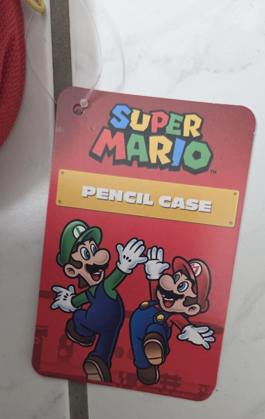Astucci : Super Mario Pencil Case rot neu mit Etikett – Nuovo e nell'imballaggio originale da Kloten venduto da bur_6gp9 2