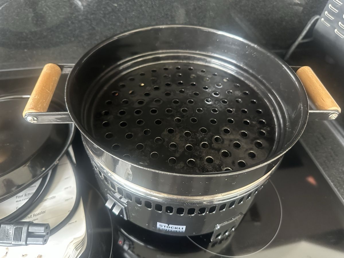 Küchengeräte: Stöckli Marronieofen – Gebraucht aus Altendorf von Quietwater 1