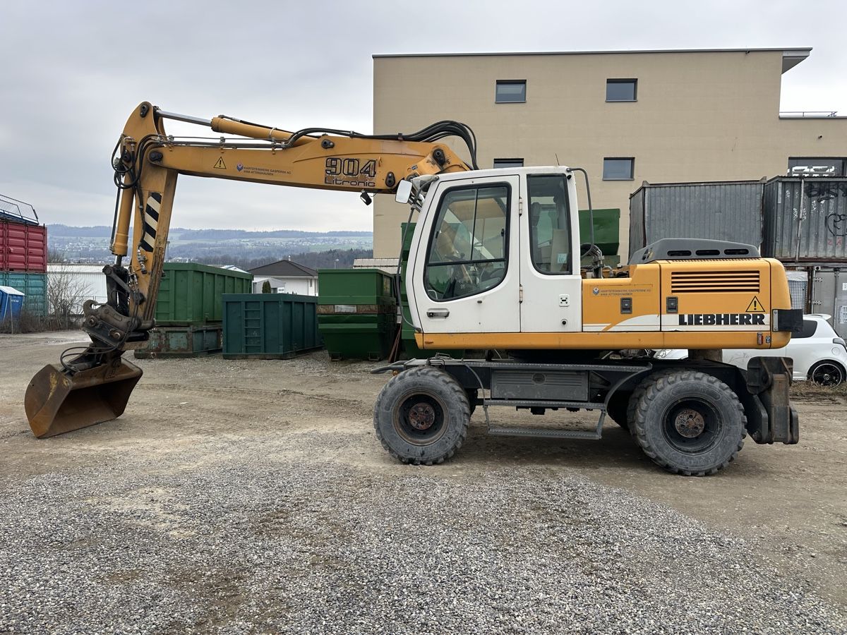 Liebherr Escavatori: Liebherr A904C Litronic Mobilebagger – Usato da Wohlen AG venduto da inf_7pjb 1