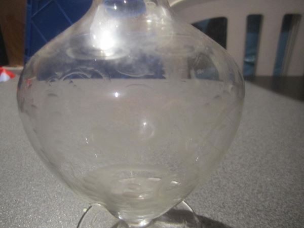 Vase & Récipients: Vase Glas mit feinem Muster – D'occasion à Zürich par Motzkuh 1