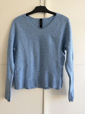 Marc Cain Pullover aus Wolle, hellblau, Grösse 34