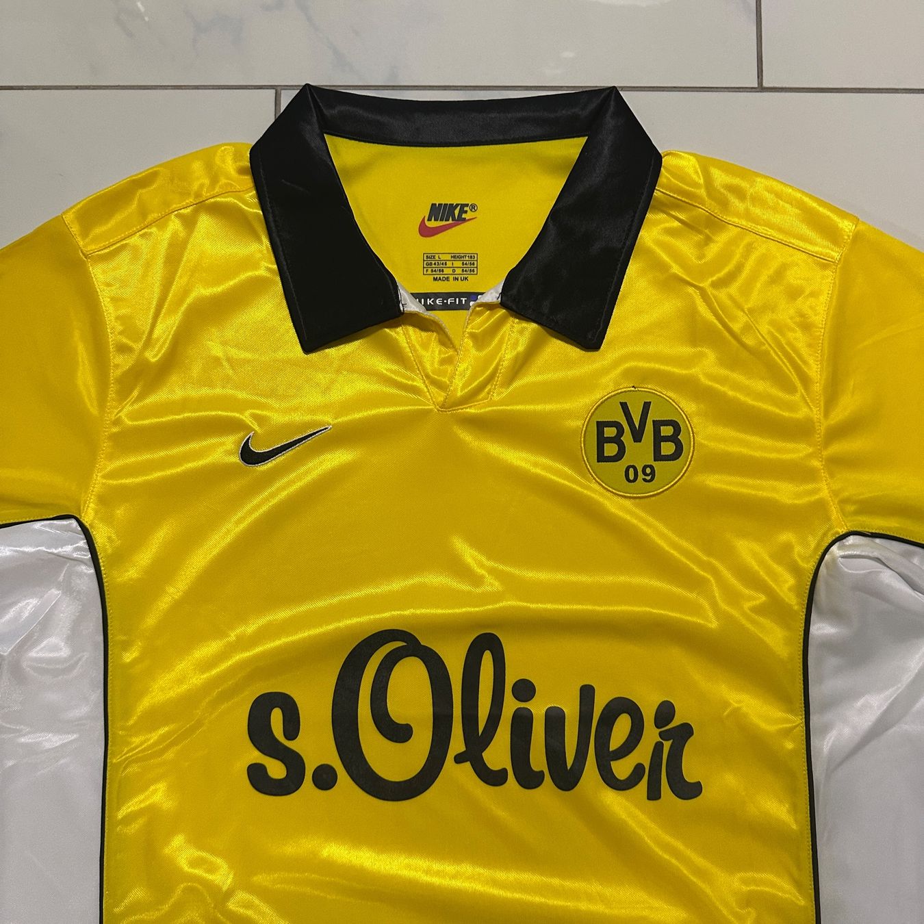 BVB Maillots de corps & Pantalons: Borussia Dortmund Trikot Grösse L – Neuf (Voir description) à Liestal par tha_dg6j 1