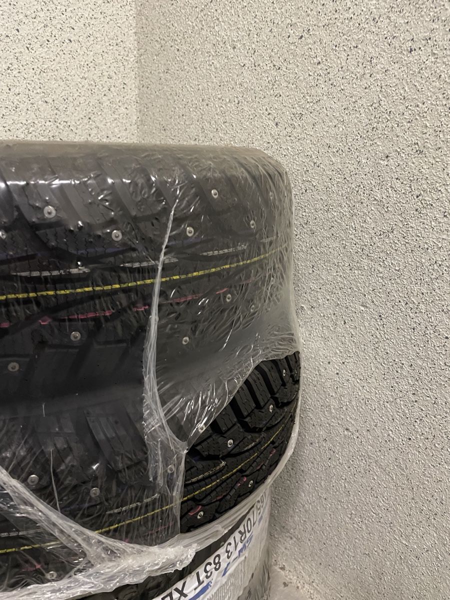 Pneumatici & Ruote complete: Pneus clous 165/70/13 – Nuovo e nell'imballaggio originale da Argnou (Ayent) venduto da nathanckcw 2