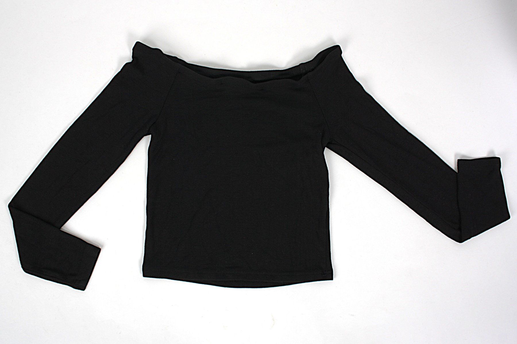 Pulls & Sweat-shirts: schwarzer Crop Top Pullover – D'occasion à Zollikofen par Restwert_Zollikofen 3