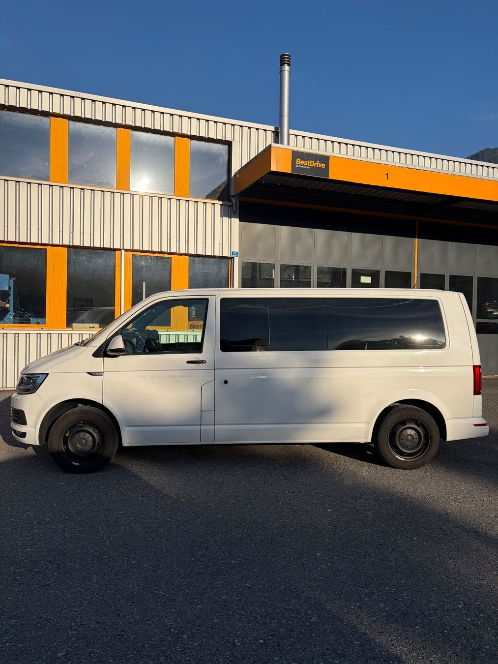 VW Autos: VW T6 204PS 4 Motion DSG – Gebraucht aus Sevelen von jan_k65f 1