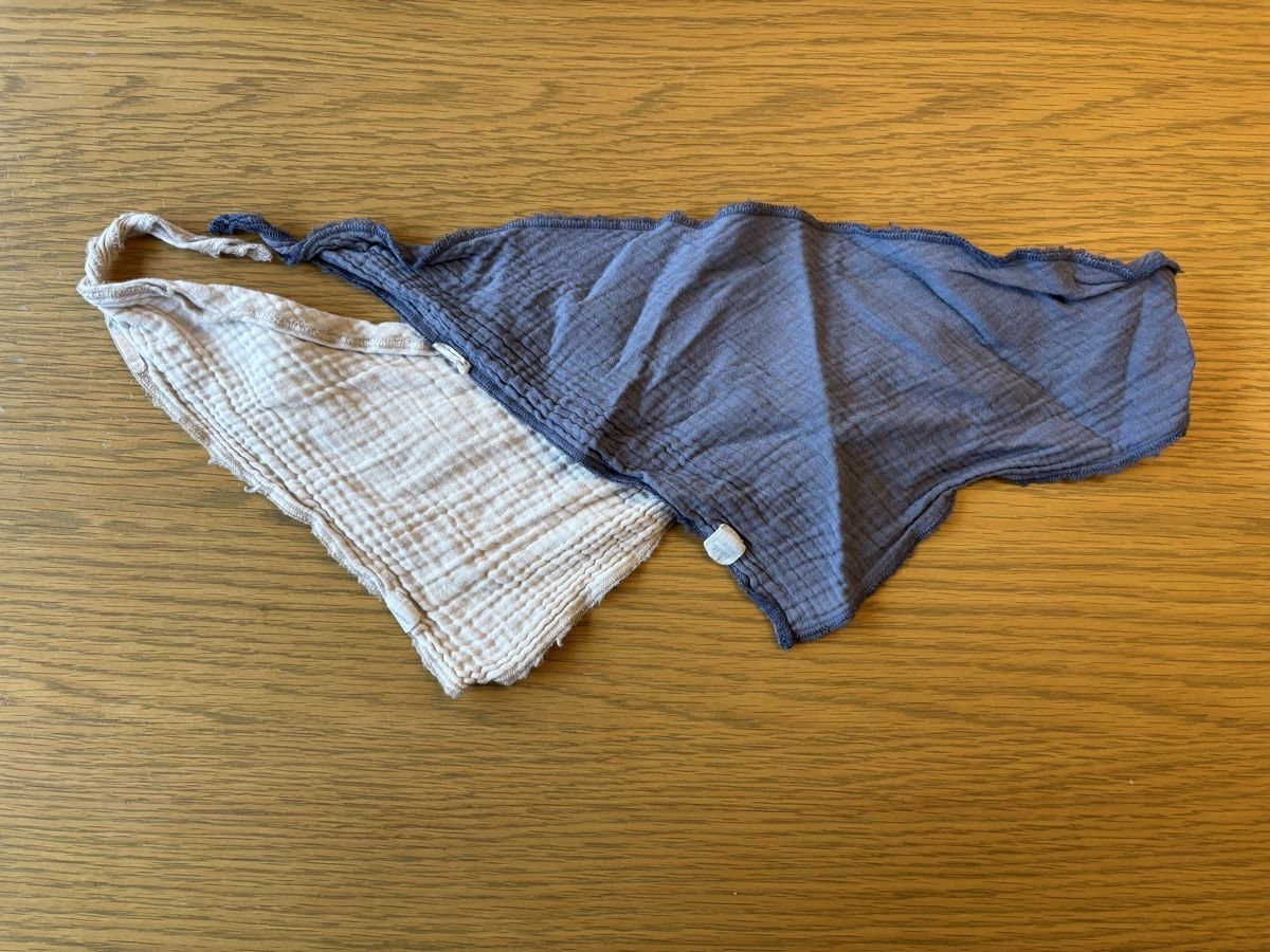 Lotti & Set di vestiti: 5 Halstücher Baby – Usato da Kilchberg ZH venduto da cla_z8n7 1