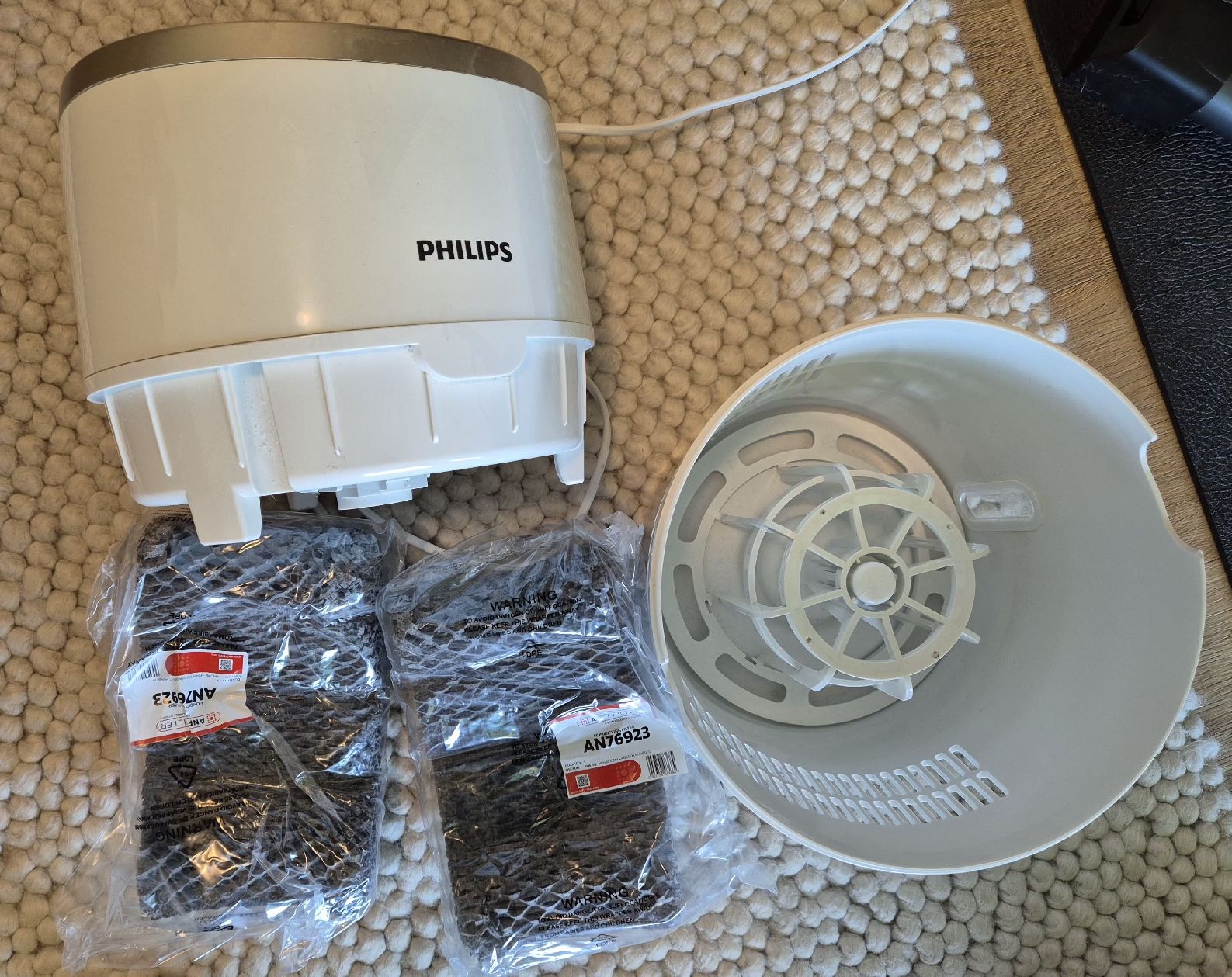 Philips Humidificateurs: Philips 2000 series HU4811/10, Luftbefeuchter – D'occasion à Horw par NapoleonSSCS 2