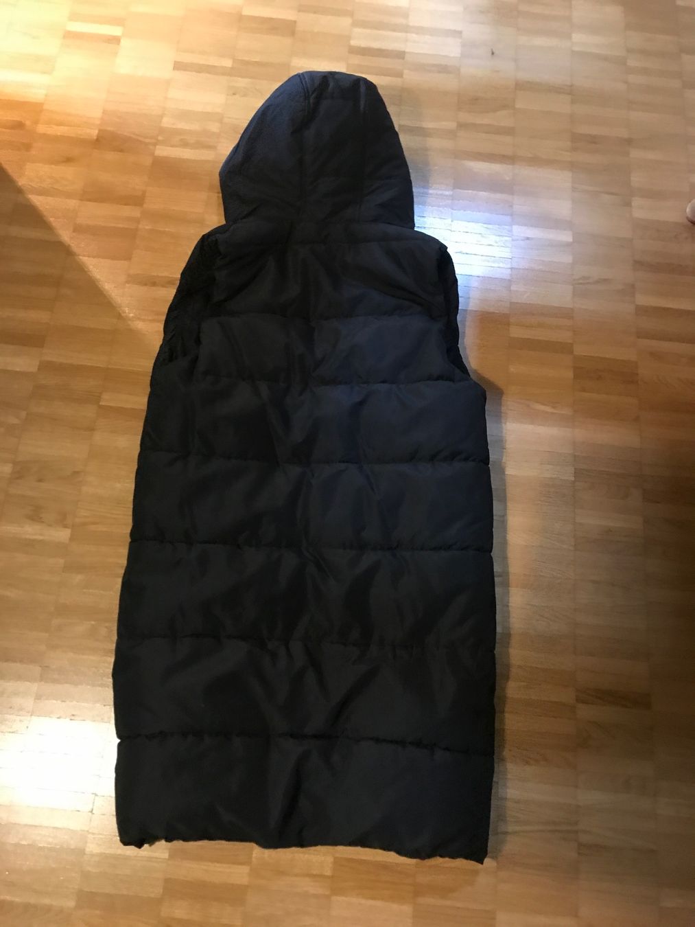 H&M Gilets & Westen: Langes schwarzes Gilet Gr XS – Neu (gemäss Beschreibung) aus St. Margrethen SG von kellenbh 2