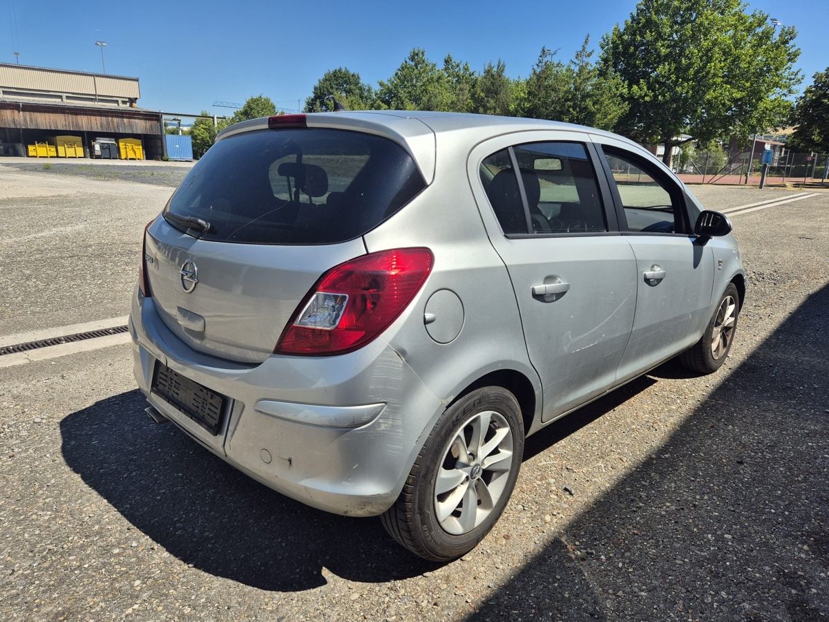 Opel Autos: Opel Corsa 1.4 L / 2014 – Gebraucht aus Wallbach von SchnellAutomobile 4