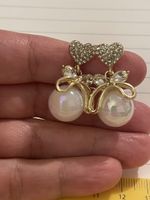 Jolies boucles d’oreilles extraordinaires perle légères 3 cm