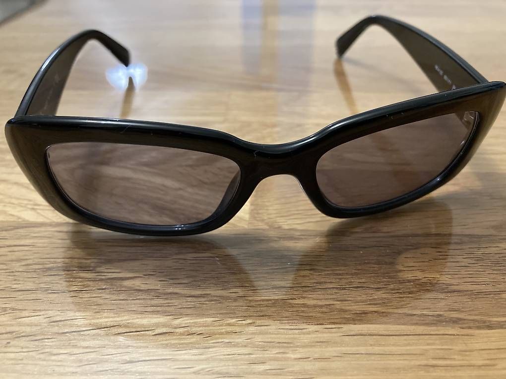 Occhiali & Lenti: Lunettes à soleil neuf de marque RayBan – Usato da Ménières venduto da 30A