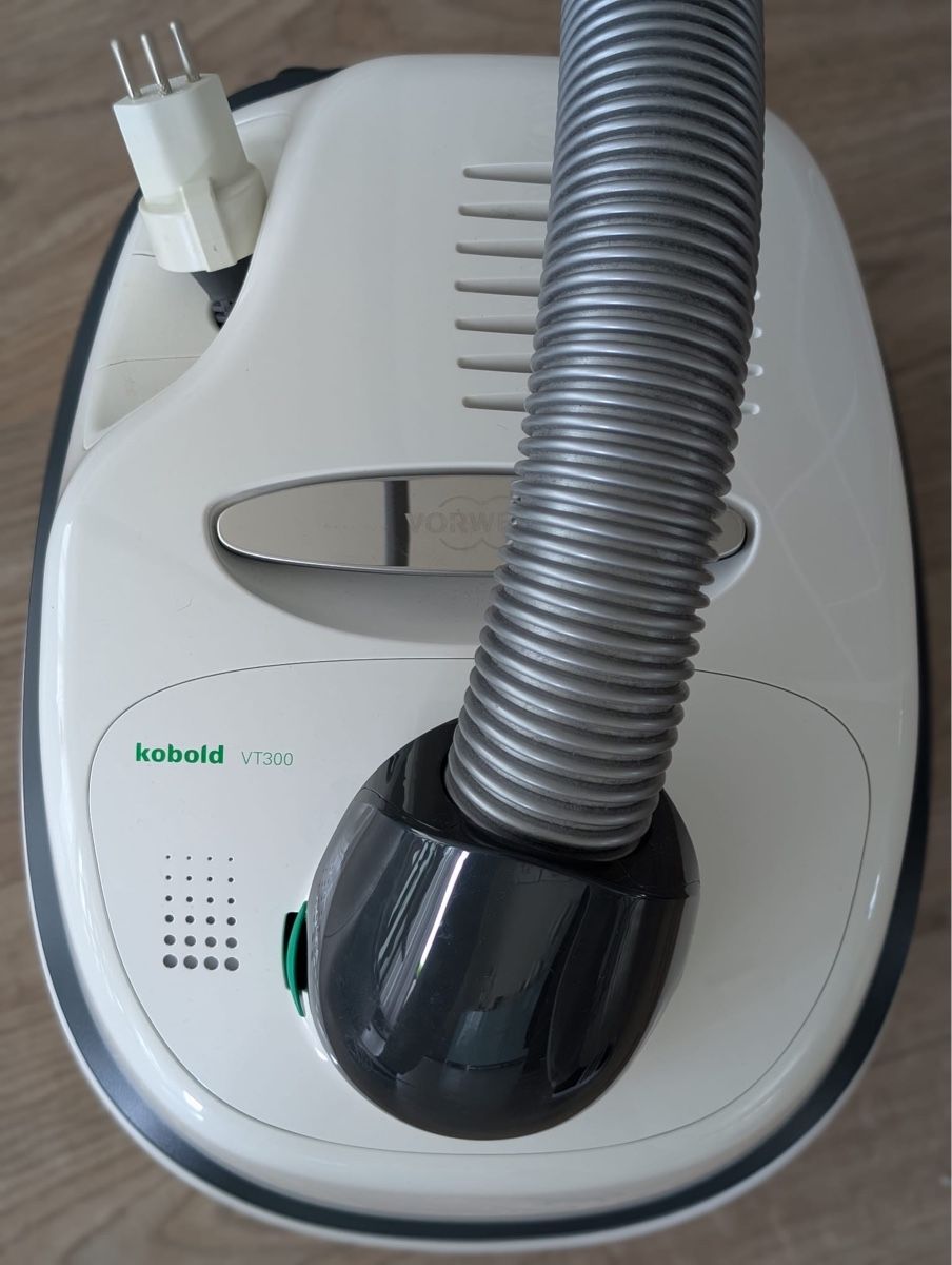 Vorwerk Aspirapolveri & Accessori: Vorwerk Kobold Saugwischer – Usato da Cham venduto da Maimama 3