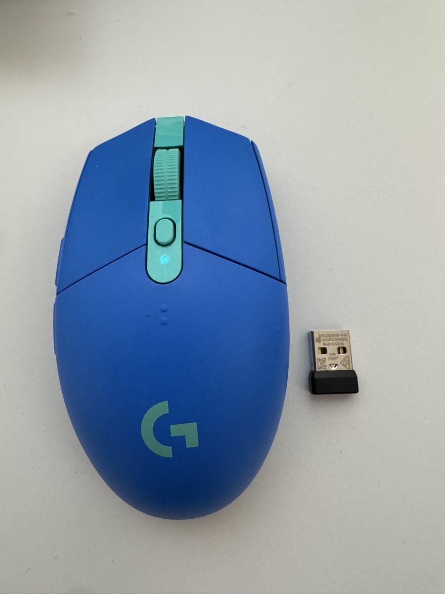 Logitech Mouse: Logitech G304 Lightspeed Wireless Mouse - Blue, Perfect! – Nuovo (secondo la descrizione) da Brugg AG venduto da arc_bkx6