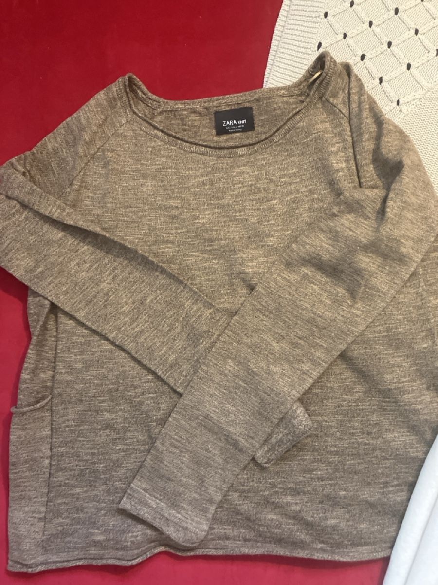 Lotti di vestiti: Cozy Herbst-Set: Pullover + Quicksilver Strick & Hose – Usato da Muralto venduto da jac_hkz5 2