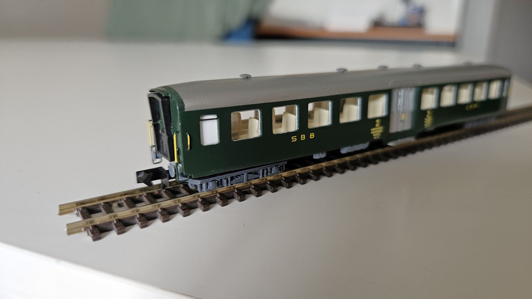 Wabu Modellini di ferrovie: Leichtstahlwagen mit Mitteleinstieg Spur n, Wabu – Usato da Rotkreuz venduto da Rolv.522 3
