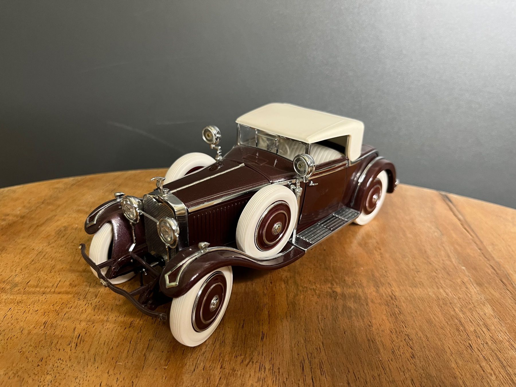 Modellini d'auto: 4 seltene Auto-Klassiker, Sammlermodelle – Usato da Otelfingen venduto da Yossi-68 7