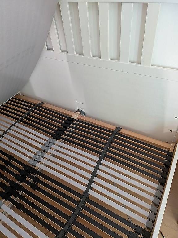 Ikea Letti: IKEA HEMNES + MYRBACKA (bedframe & mattress) – Usato da Zürich venduto da ColemanSilk 1
