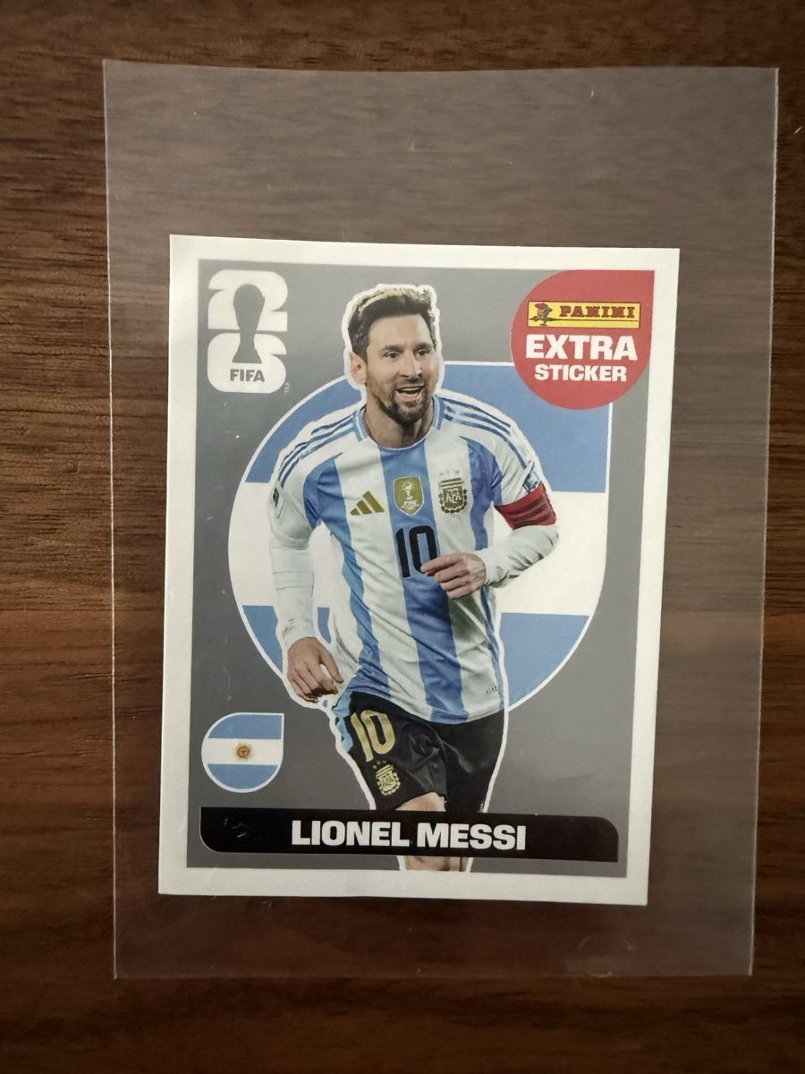 Panini Carte collezionabili: Panini WM 2026 Extra Sticker LIONEL MESSI Silver – Nuovo (secondo la descrizione) da Reinach BL venduto da coach07