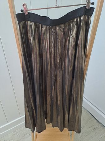 Rock Falten Metallic Schwarz gr. 42 Neu