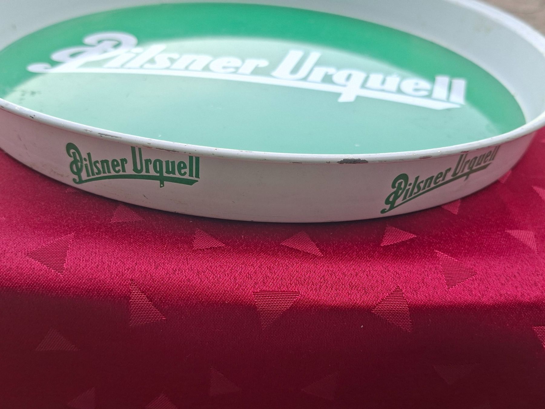 Tablet PC: Altes Seviertablett Blechtablett Pilsner Urquell – Usato da Kriens venduto da Neri2 2