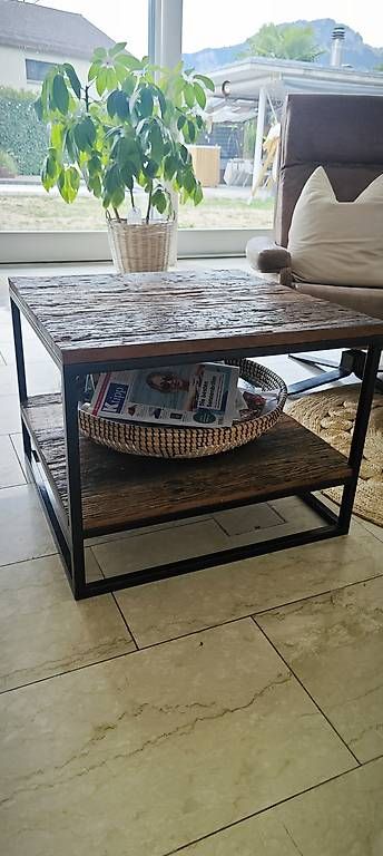 Tische: Altholz Couchtisch – Gebraucht aus Weesen von Realbuchilla1 2