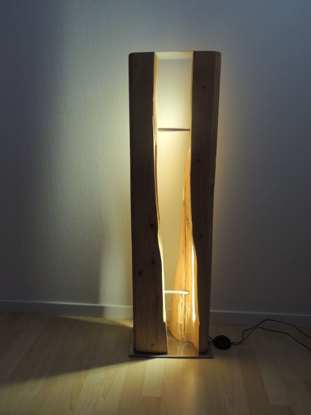 Lampade: Altholz Balken Lampe – Usato da Rickenbach b. Wil venduto da heinz5 8