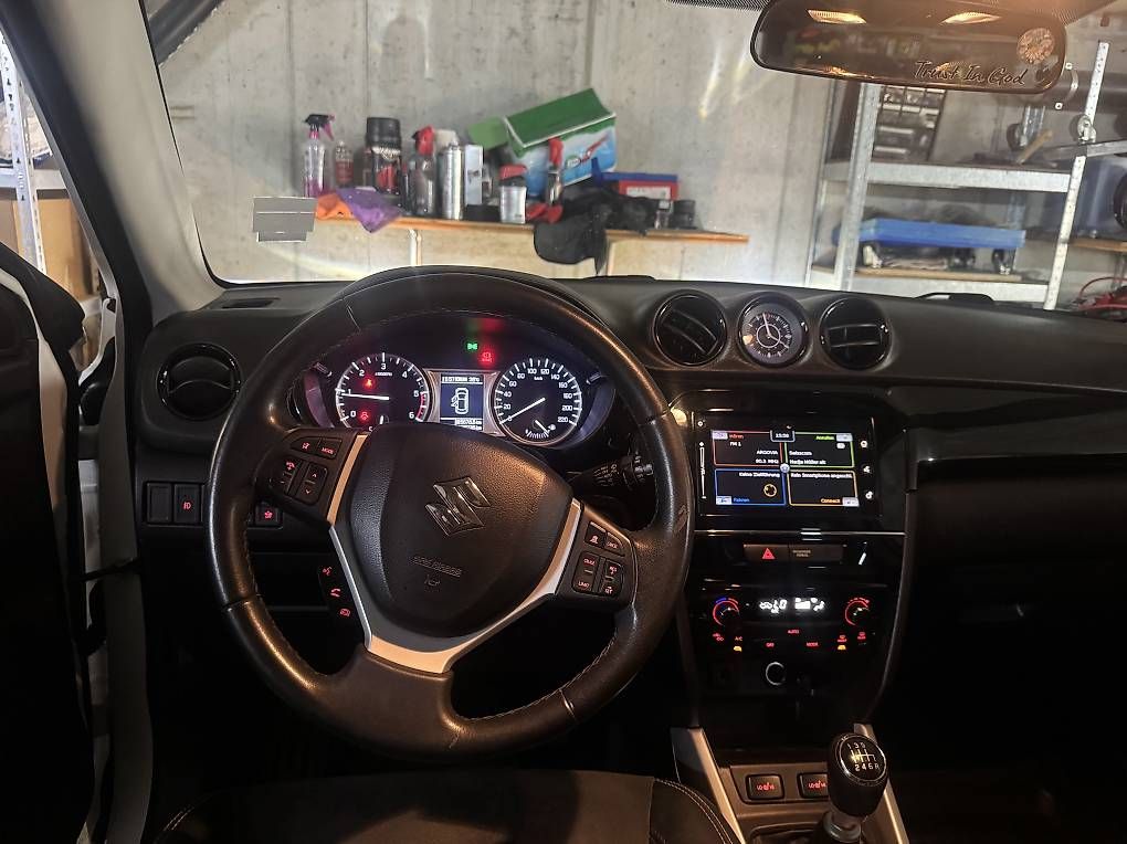 Automobili: Suzuki Vitara 1.6 Sergio Cellano – Usato da Bottenwil venduto da NadjaP. 3