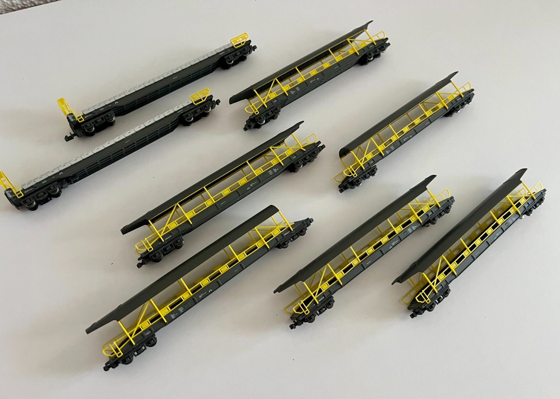 Hobbytrain Modellini di ferrovie: BLS Autotransport 8teilig – Usato da Luzern venduto da rosaroterpanther 3
