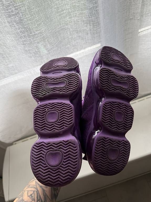 Scarpe da donna: violette turnschuhe – Usato da Adligenswil venduto da balboa5 4