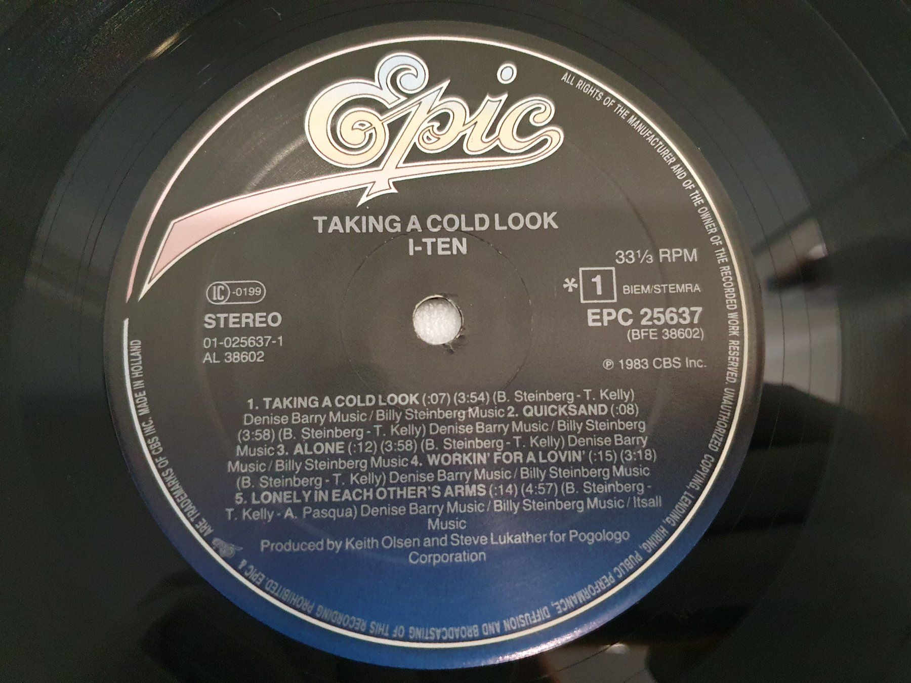 Dischi in vinile: i-Ten – Taking A Cold Look – Usato da Uster venduto da Vinyl-Leidenschaft 3