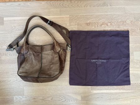 Liebeskind Umhängetasche aus Leder mit Staubbeutel