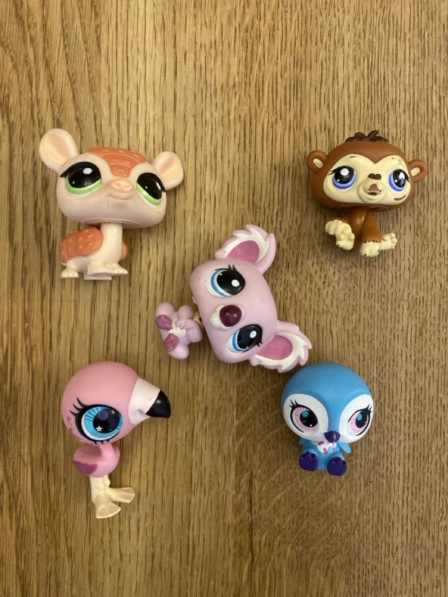 Statuette: 5 süsse Littlest Pet Shop Figuren – Usato da Rubigen venduto da Mukuru
