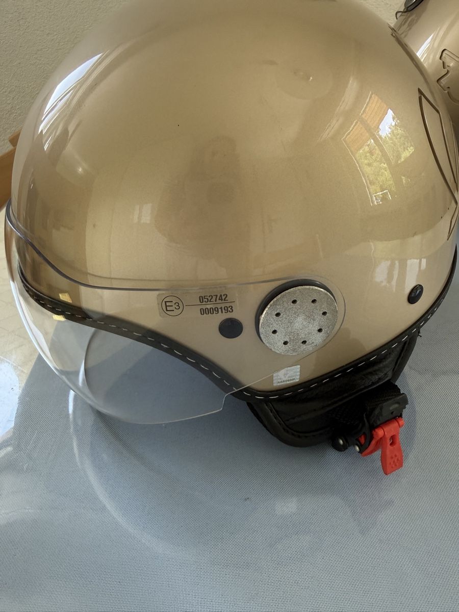 Vespa Caschi & visiere: Original Vespa Helme  – Usato da Allmendingen b. Bern venduto da Haus_am_Wald 2