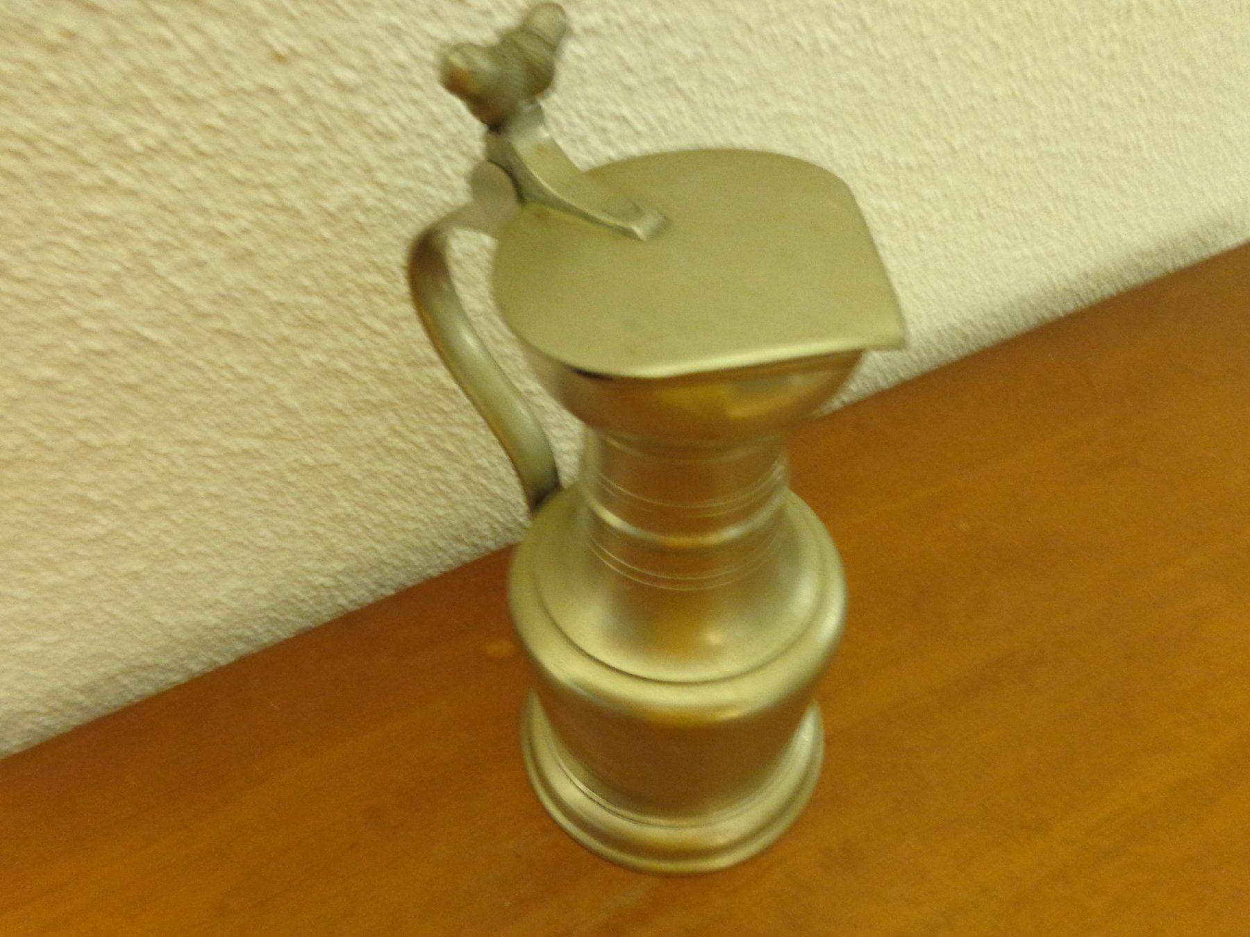 Statuette: Echte Walliser Zinnkannen Zinnbecher – Usato da Esslingen venduto da trendypower 4