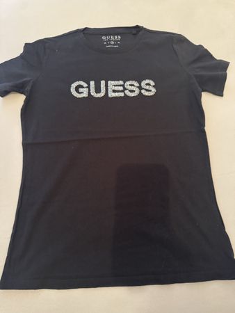 T-Shirt GUESS schwarz Grösse M guter Zustand